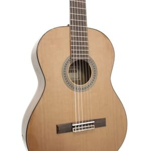 KLASIČNA GITARA